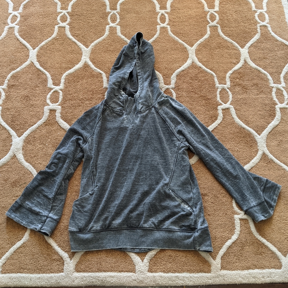 Halcyon Hoodie/Sweater